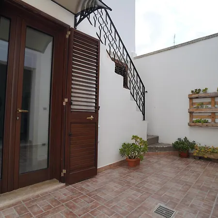 Casa Leo *